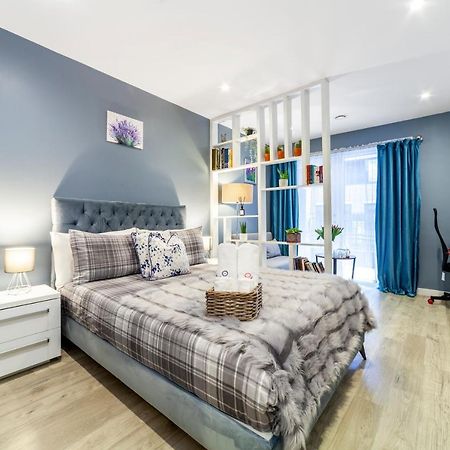 Private Double Bd With Optional Balcony, 15 Mins To London Cc Apartment Exterior photo
