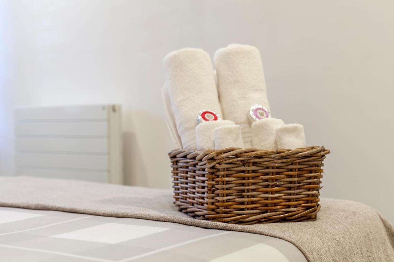 Private Double Bd With Optional Balcony, 15 Mins To London Cc Apartment Exterior photo