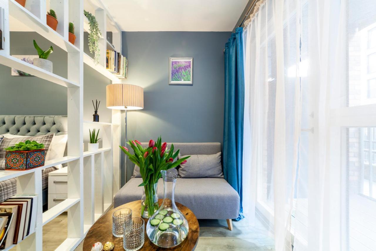 Private Double Bd With Optional Balcony, 15 Mins To London Cc Apartment Exterior photo